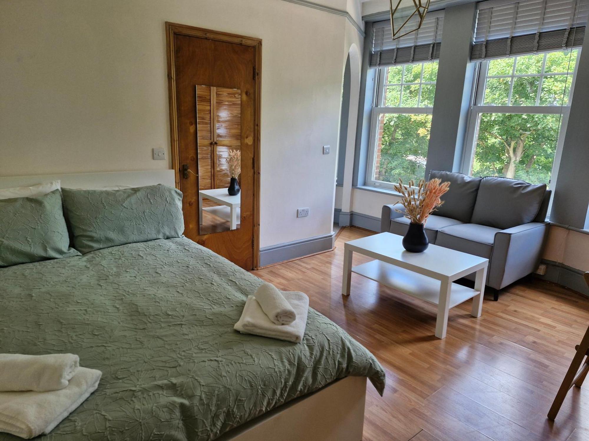 Bright Studio Apartment In A Perfect Location London Exteriör bild