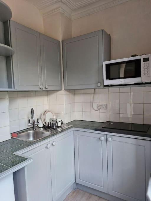 Bright Studio Apartment In A Perfect Location London Exteriör bild