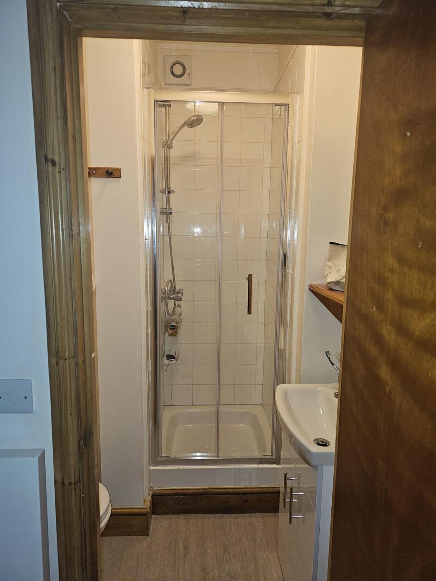 Bright Studio Apartment In A Perfect Location London Exteriör bild